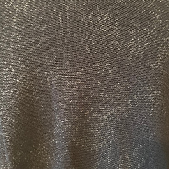 Kenneth Cole Reaction Ruched Sides Mockneck Top - Picture 8 of 9